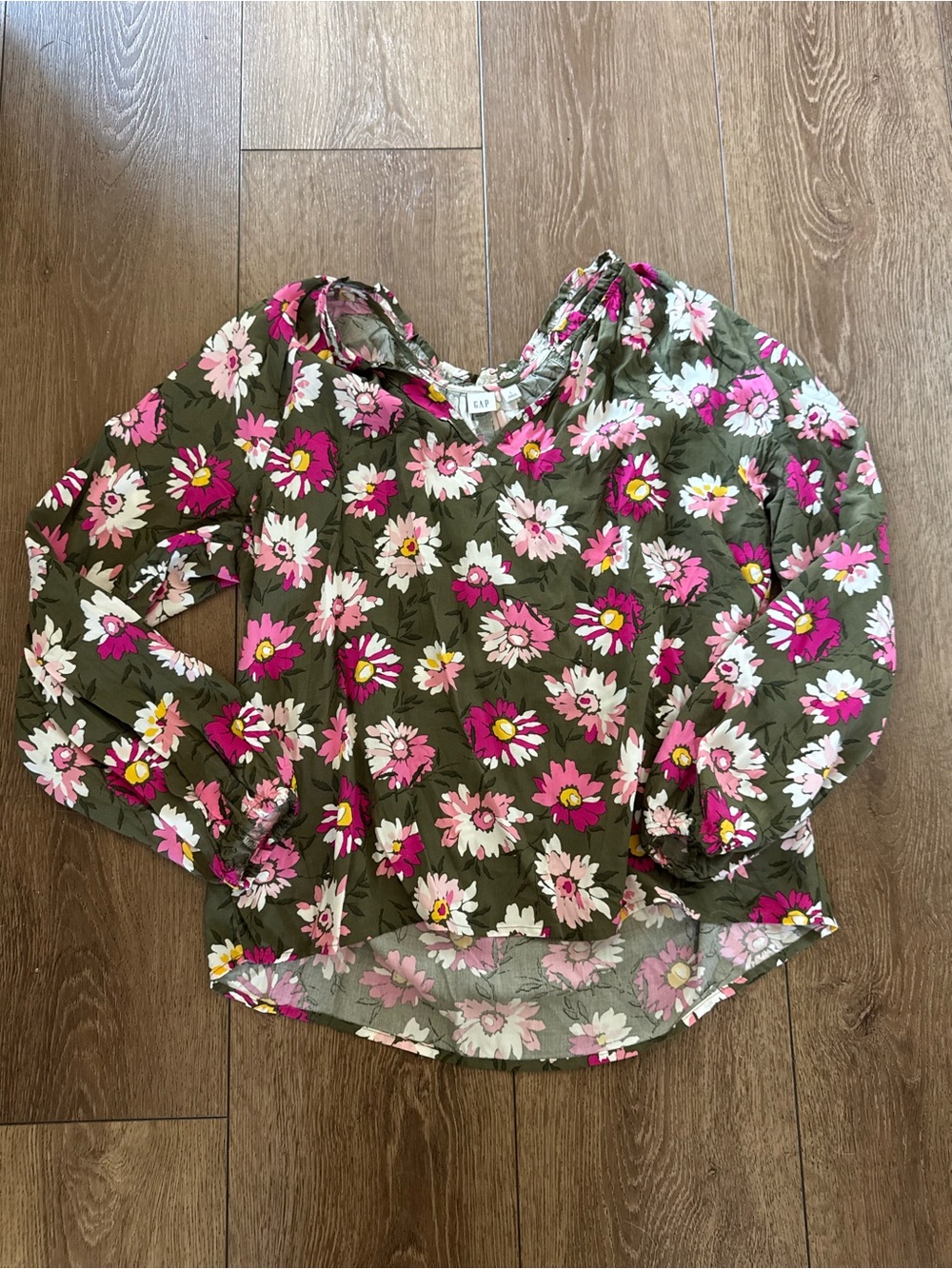 GAP Olive Green Long-Sleeve Floral Blouse with Pink & White Flowers
